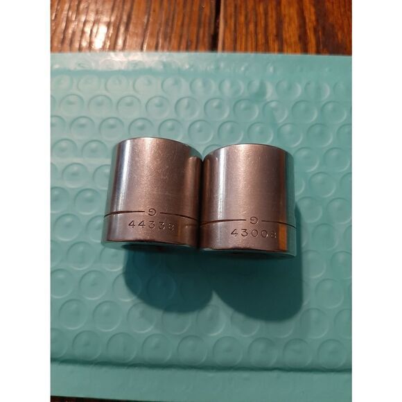 Vintage Craftsman Lot 2 13/16" 6 and 12 Point 3/8" Drive Sockets - Picture 2 of 4